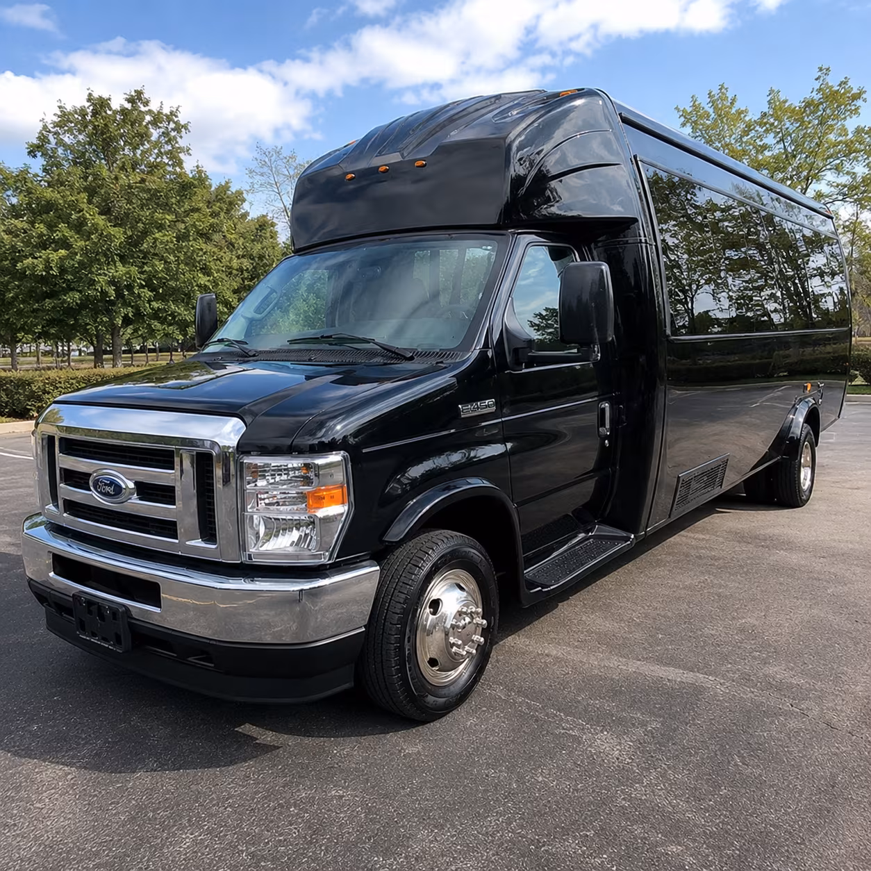Colorado Springs Birthday, Sweet 16, & Quinceañera Transportation party bus exterior